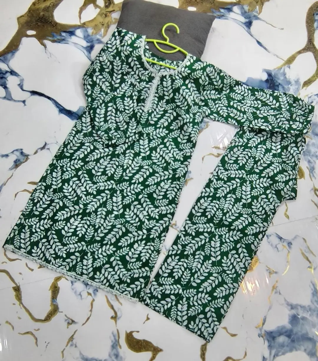 2 Pcs Girls Cotton Printed Shirt & Trouser Suit – Green