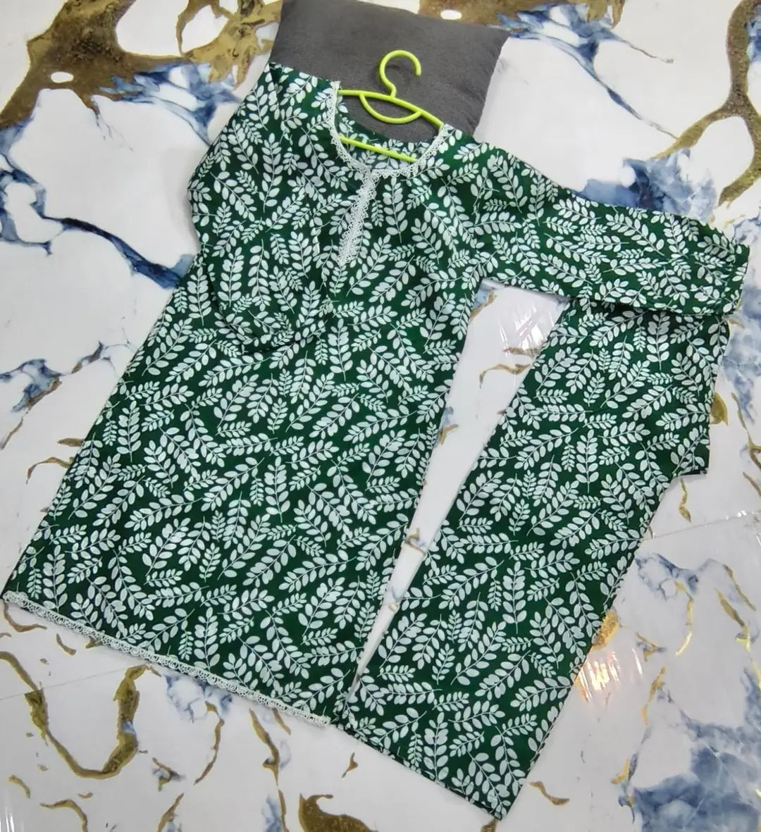 2 Pcs Girls Cotton Printed Shirt & Trouser Suit – Green
